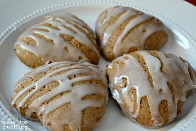 Quick & Easy Gingerbread Scones with a sweet lemon glaze - the perfect breakfast treat!