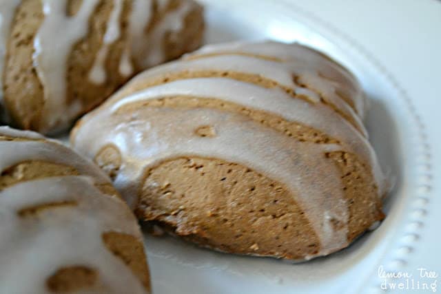 Quick & Easy Gingerbread Scones with a sweet lemon glaze - the perfect breakfast treat!