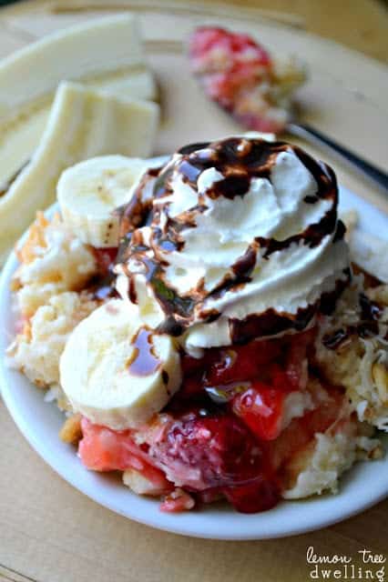 Banana Split Dump Cake - with all the flavors of a Banana Split - is the perfect no-melt alternative to the real thing!