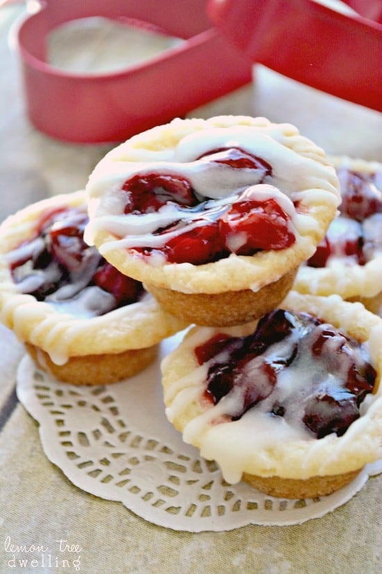 Cherry Mountain Pie - Cookie Dough and Oven Mitt