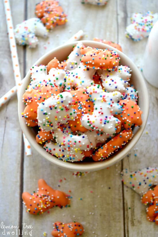 Orange Creamsicle Frosted Animal Cookies - a favorite from childhood, with a fun twist!