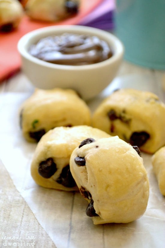 Chocolate Chip Soft Pretzel Bites with Peanut Butter Chocolate Dipping Sauce - I'm in LOVE with this idea!
