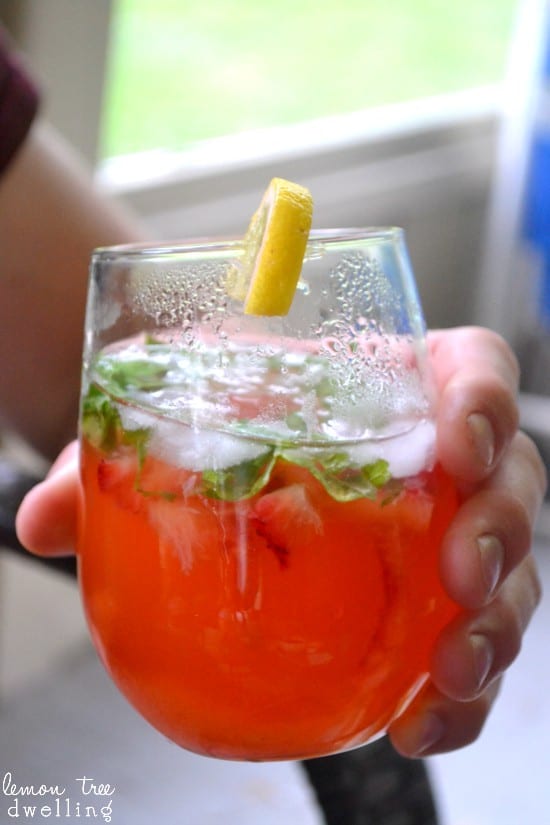 Strawberry-Basil Summer Sippers - deliciously sweet & refreshing! #brewoverice #brewitup #shop #cbias