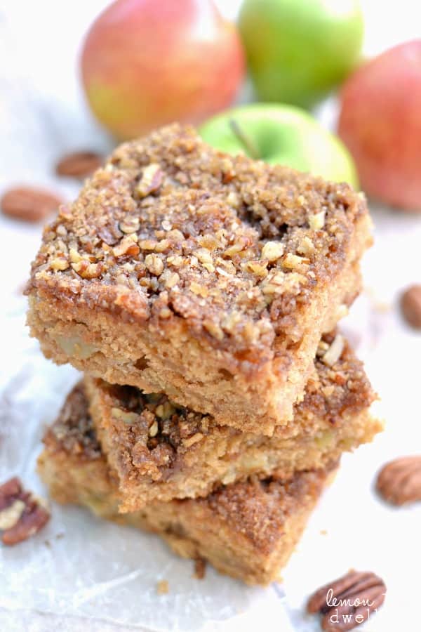  Deliciously moist apple cake with brown sugar-pecan topping. Perfect for breakfast, dessert, or an afternoon snack!