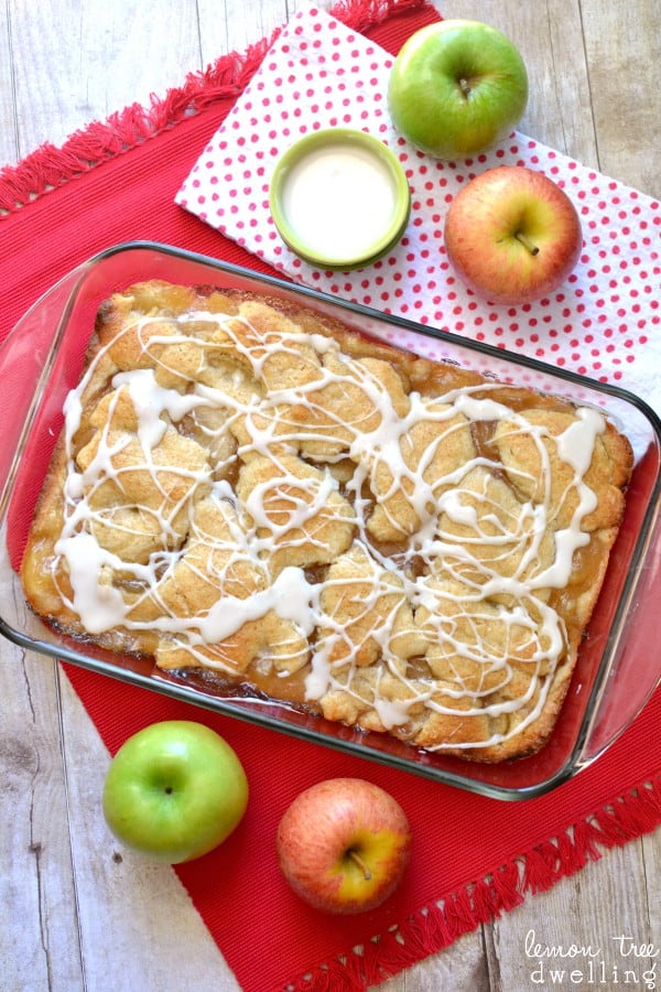 Apple Pie Bars - easy, delicious, and perfect for fall!