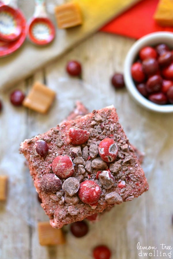 Candy Apple Brownies layered with creamy caramel and topped with apple buttercream and crushed Candy Apple M&M's #FlavorofFall #CollectiveBias #shop