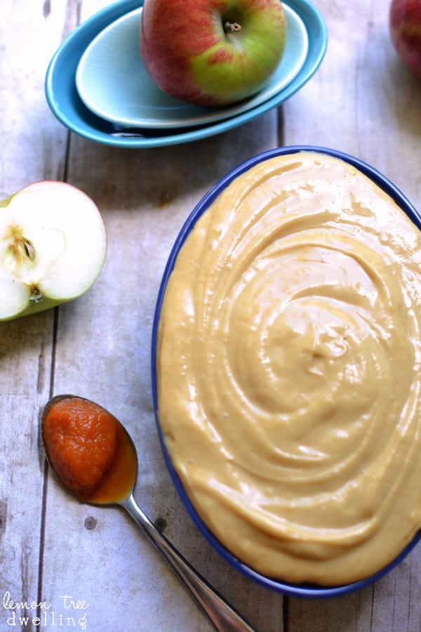 4-Ingredient Pumpkin Caramel Apple Dip 