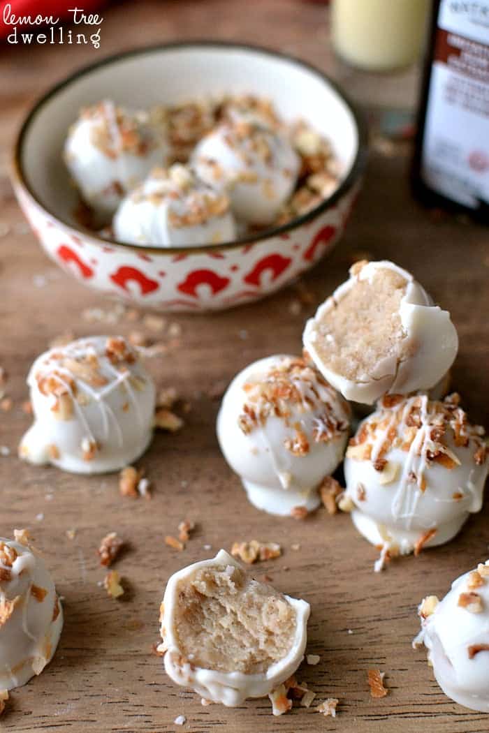 Eggnog Cookie Dough Truffles - all the flavors of eggnog in a delicious little bite!