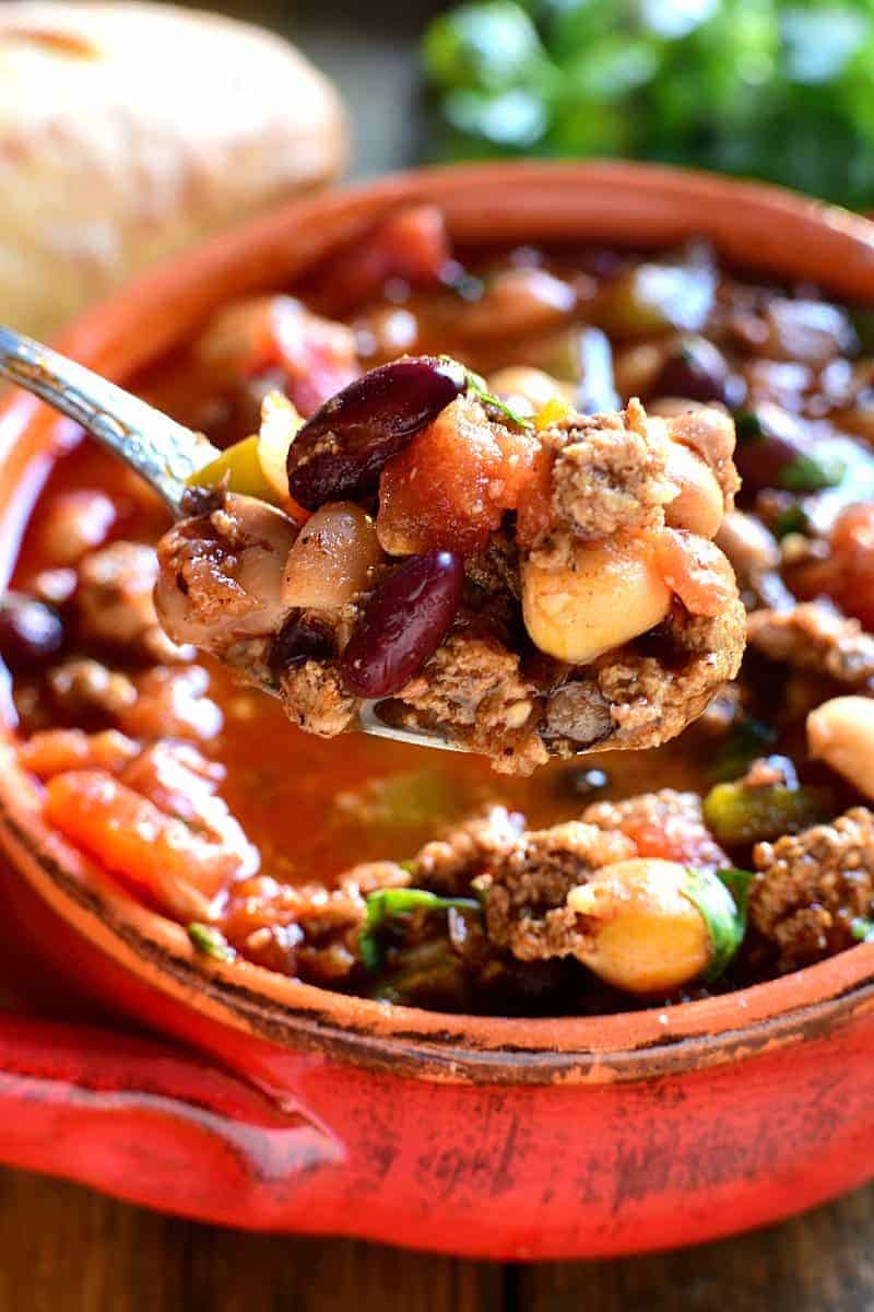 This 5 Bean Turkey Chili is loaded with fresh ingredients and packed with flavor. A deliciously satisfying meal that's also quick & easy to whip up!