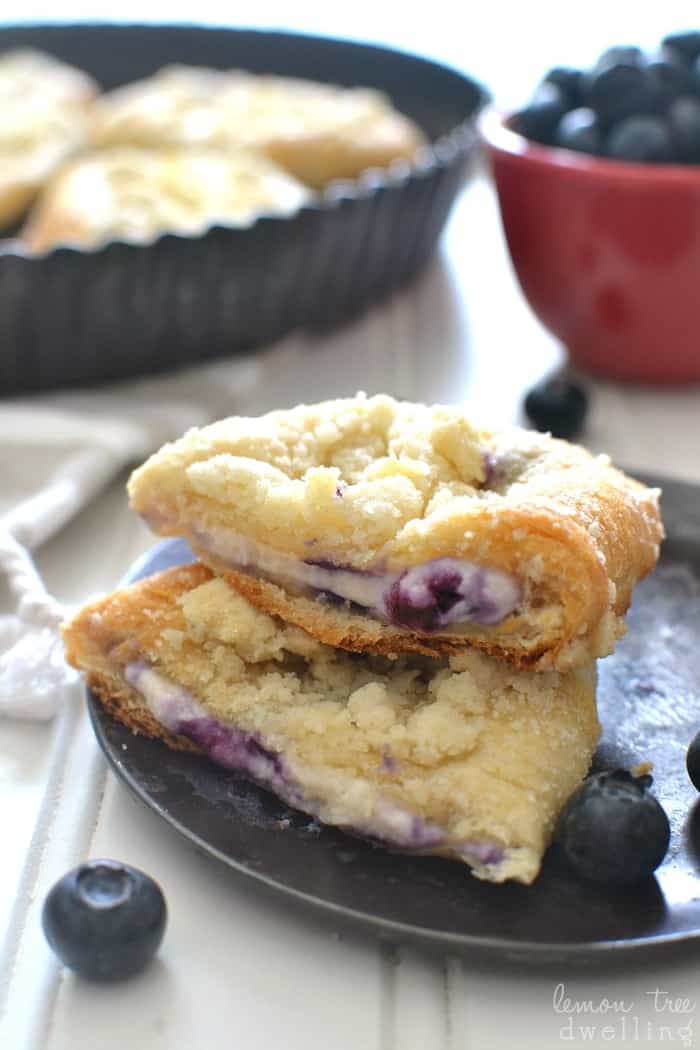 Blueberry Crescent Rolls - Walking On Sunshine Recipes