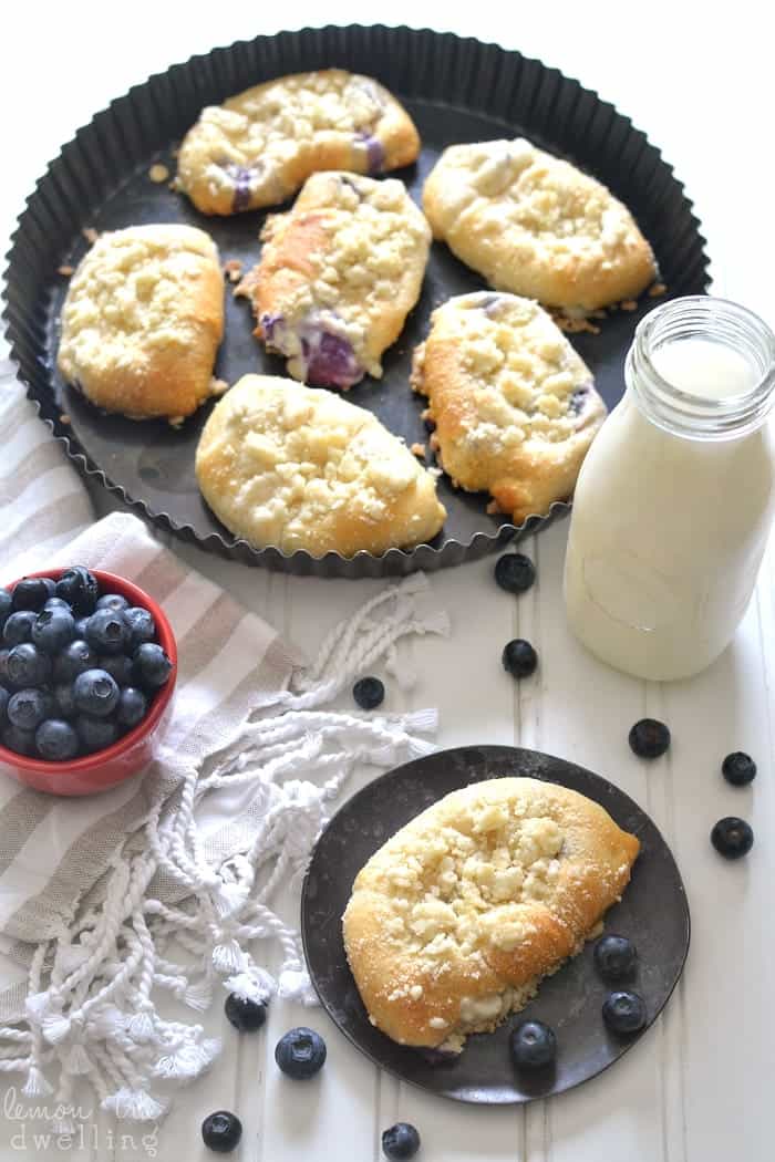 Easy Blueberry Lemon Crescent Rolls 