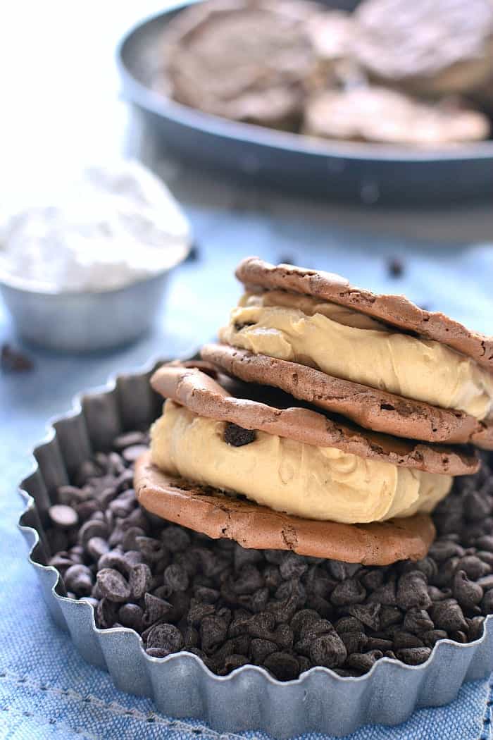 Peanut Butter Chocolate Sandwich Cookies combine chewy chocolate cookies and creamy peanut butter filling. The best peanut butter sandwich cookies recipe!