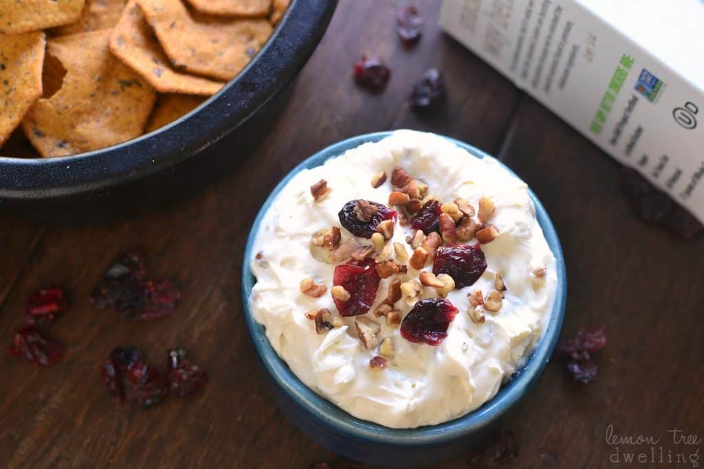  Maple Pecan Cranberry Dip combines all the best flavors of fall in a delicious dip that's perfect for the holidays! This easy dip recipe is so quick to make and sure to please everyone.