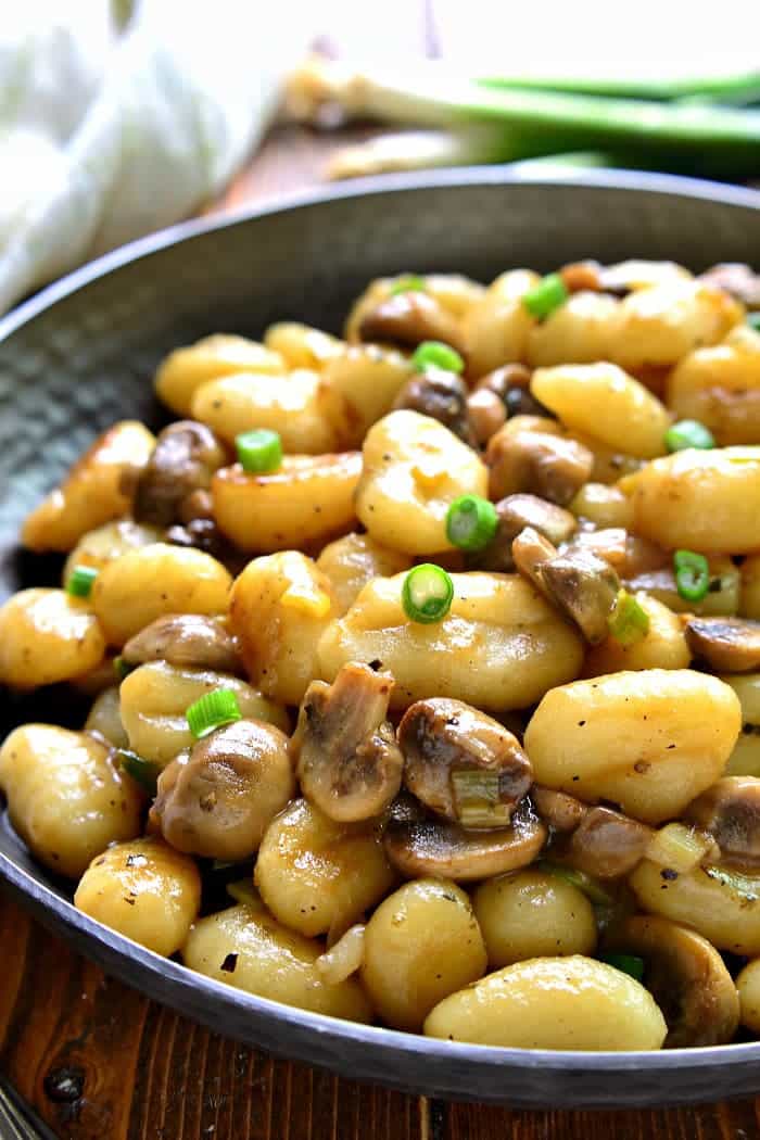 This Mushroom Marsala Gnocchi has all the flavors of chicken marsala....without the meat! Perfect for Meatless Monday or anytime you're looking for a delicious vegetarian option. And best of all, it comes together in just 10 minutes!