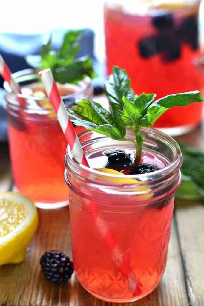 Blackberry Basil Vodka Lemonade – Lemon Tree Dwelling