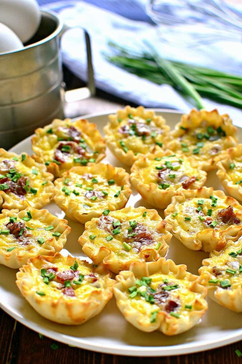 Quiche Lorraine Bites are packed with all the delicious flavors of Quiche Lorraine, and perfect for serving at a breakfast, brunch, or even cocktail party! They can be served right out of the oven or at room temperature....either way, they're completely delicious!