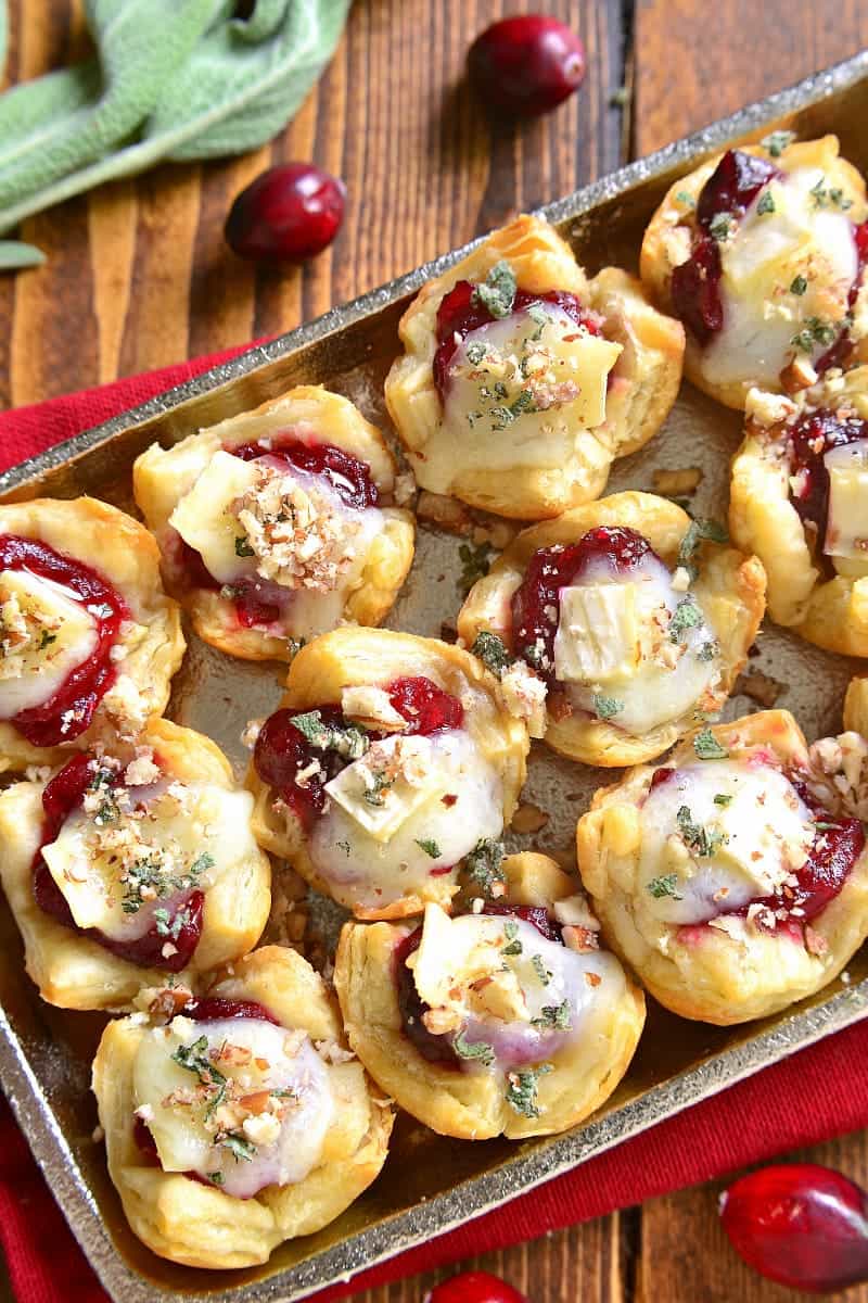 Chicken Cranberry Brie Tartlets are a quick appetizer that combine all the best flavors of the season in one delicious little bite. Perfect for all your holiday parties. These tartlets are sure to become a new favorite!