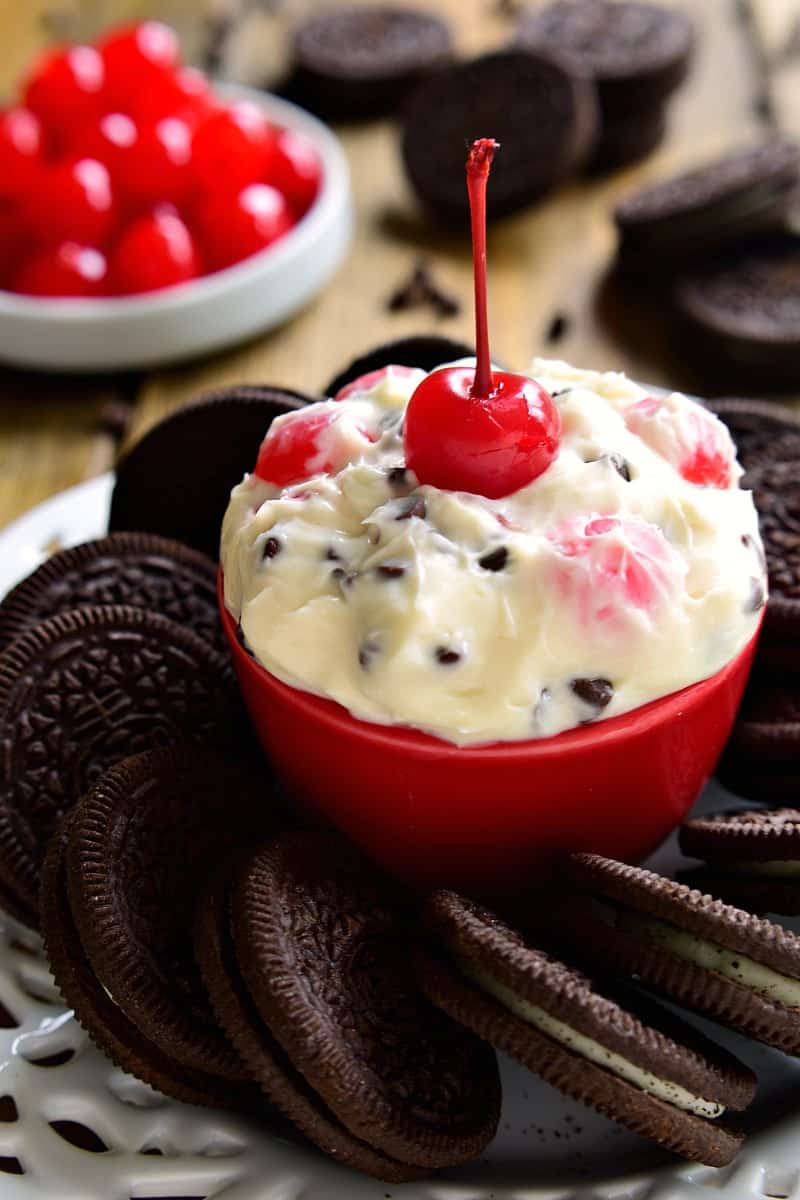 This Chocolate Cherry Amaretto Dip is sweet, creamy, and SO delicious! This 5 minute, 5 ingredient dip will disappear fast! Perfect for Valentine's Day....or just because!