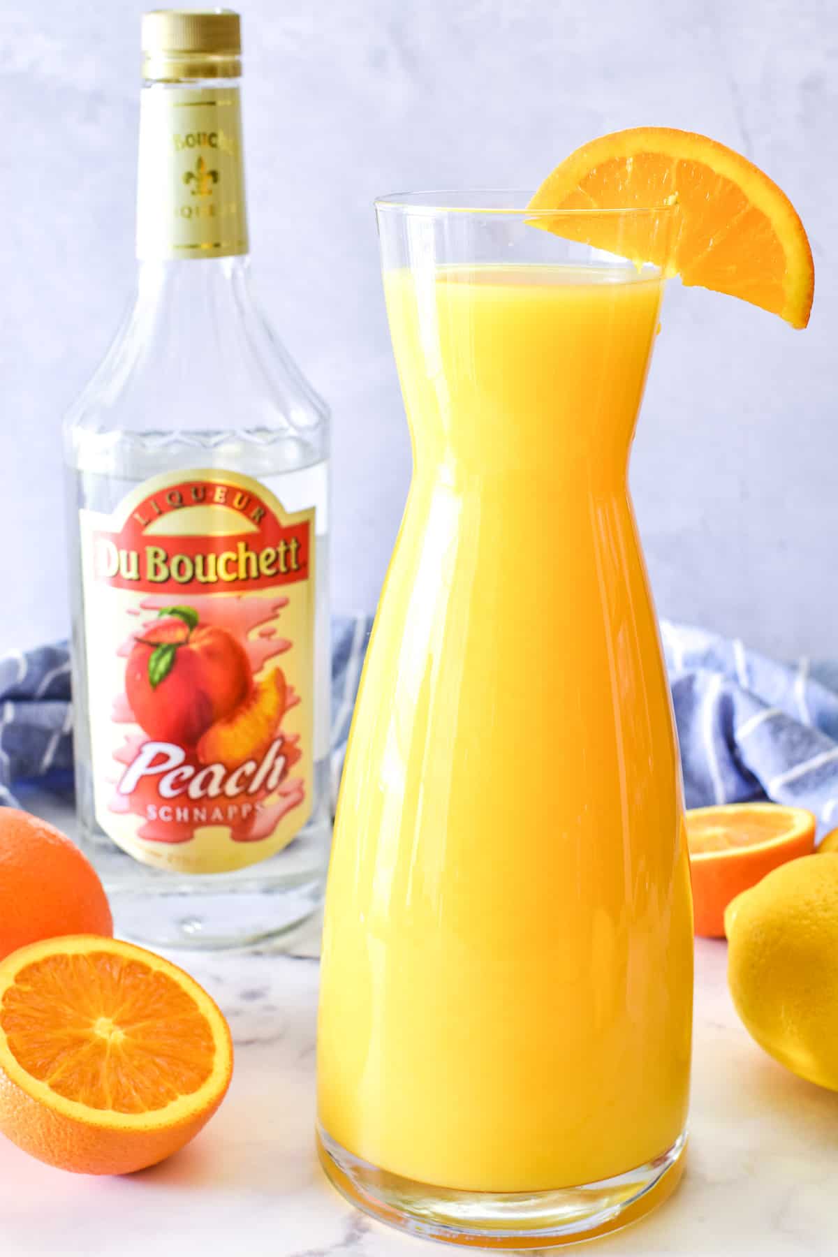 Hairy Navel Cocktail Recipe - Mixed Drink with Peach Schnapps, Vodka and  Orange Juice